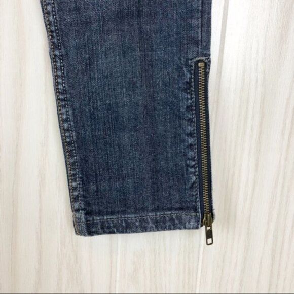 Free People | Dark Wash Skinny Jeans Ankle Zipper Detail Size 28 - Picture 5 of 6